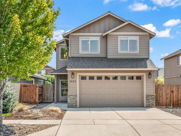 3022 NW Boxelder Avenue, Redmond, OR 97756
