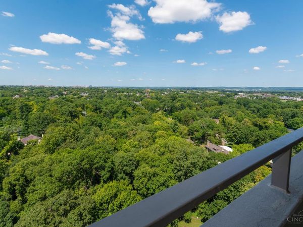2324 Madison Road, Unit 1701, Cincinnati, OH 45208