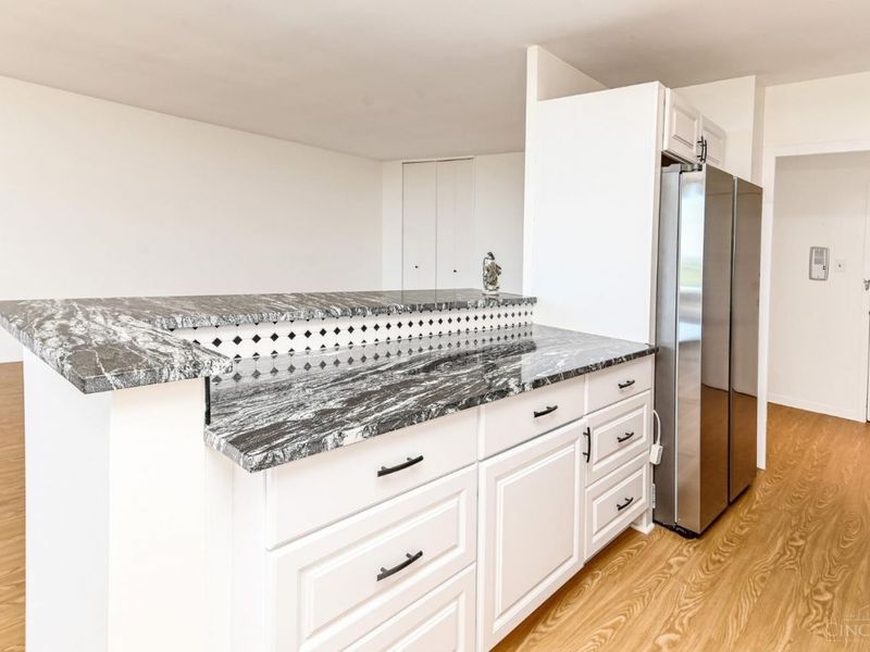 2324 Madison Road, Unit 1701, Cincinnati, OH 45208 Photo 15