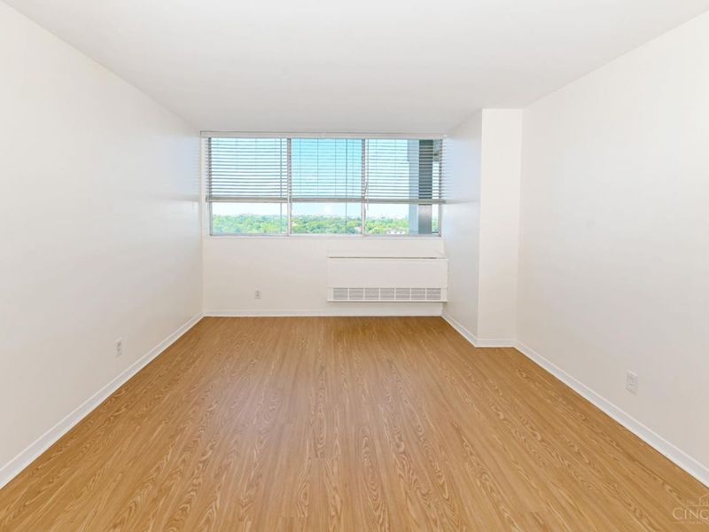 2324 Madison Road, Unit 1701, Cincinnati, OH 45208 Photo 19