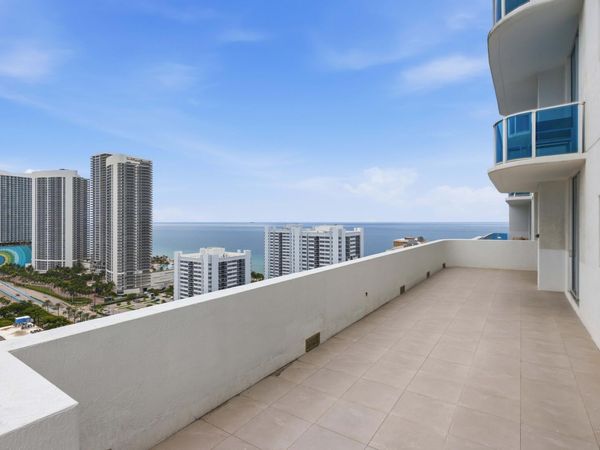 1945 S OCEAN Drive, Unit 2408, Hallandale Beach, FL 33009
