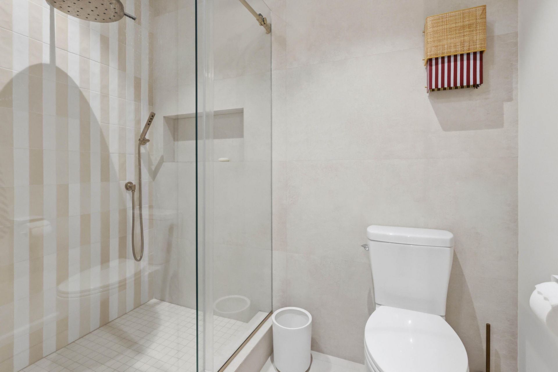 1945 S Ocean Drive, Unit 2408, Hallandale Beach, FL 33009 Photo