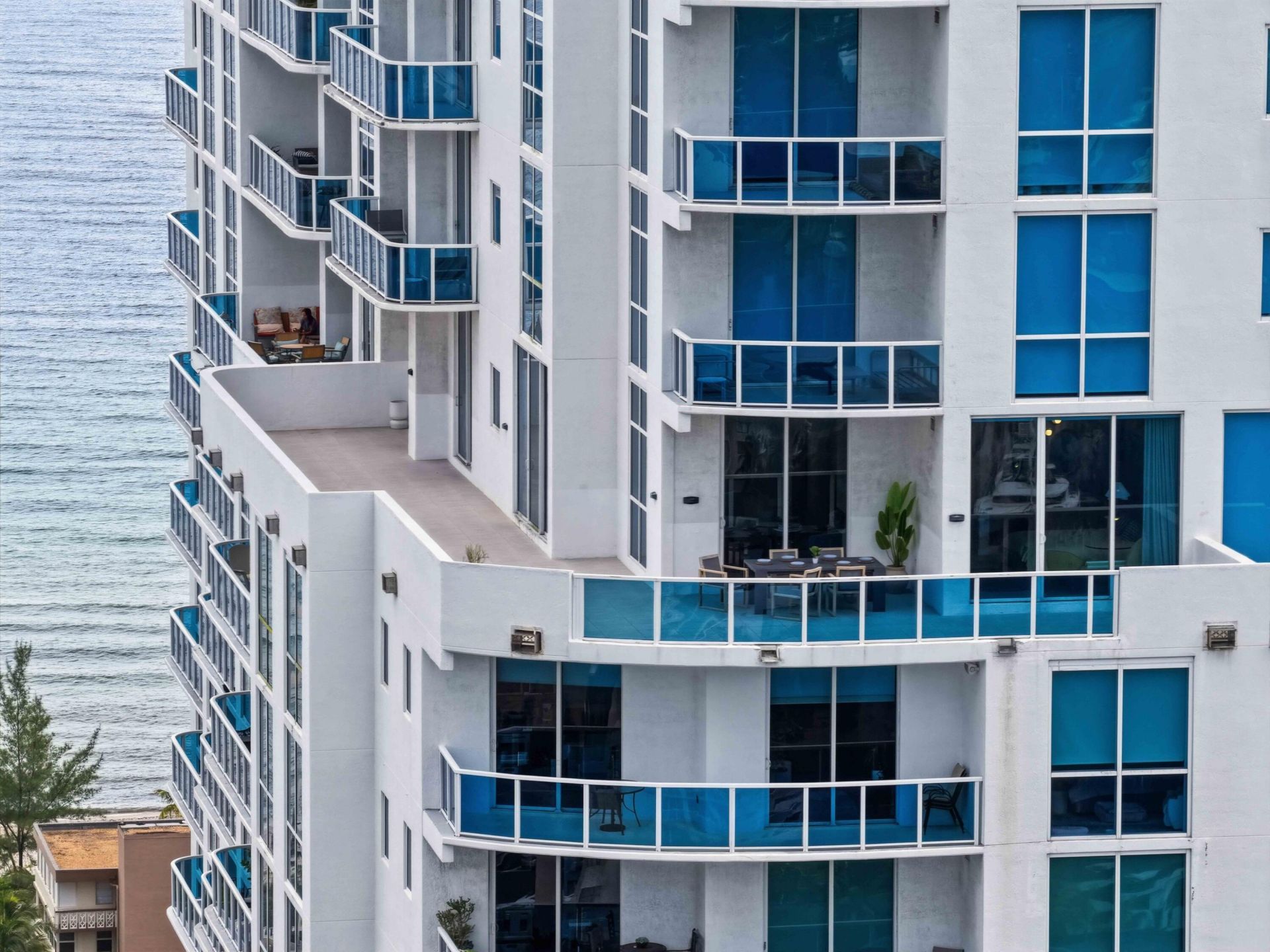 1945 S Ocean Drive, Unit 2408, Hallandale Beach, FL 33009 Photo