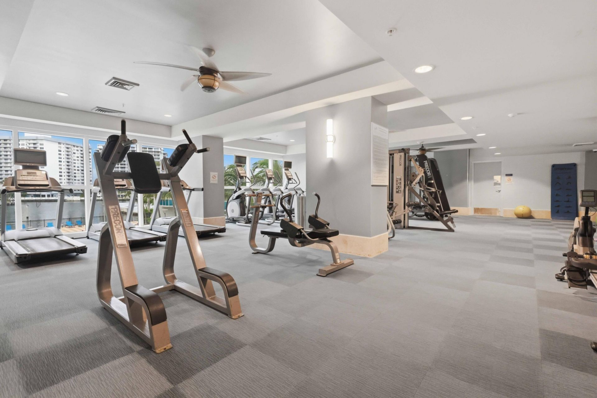 1945 S Ocean Drive, Unit 2408, Hallandale Beach, FL 33009 Photo