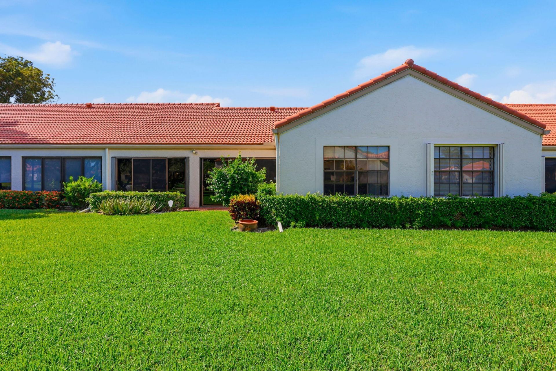 5887 Parkwalk Circle W, Boynton Beach, FL 33472 Photo