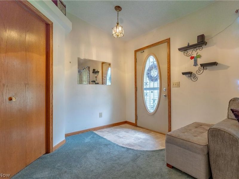 551 Harmon Street SW, North Canton, OH 44720 Photo 5