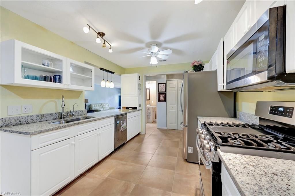 360 16th Ave Nw, Naples, FL 34120 Photo