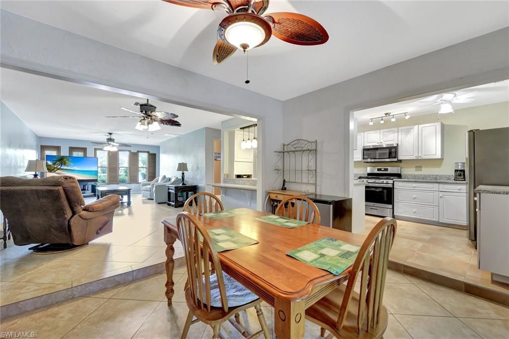 360 16th Ave Nw, Naples, FL 34120 Photo