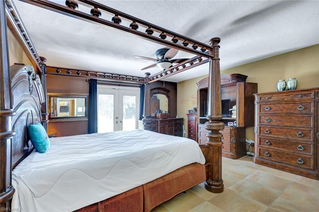 360 16th Ave Nw, Naples, FL 34120 Photo