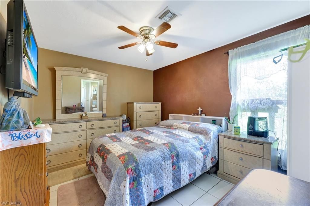 360 16th Ave Nw, Naples, FL 34120 Photo