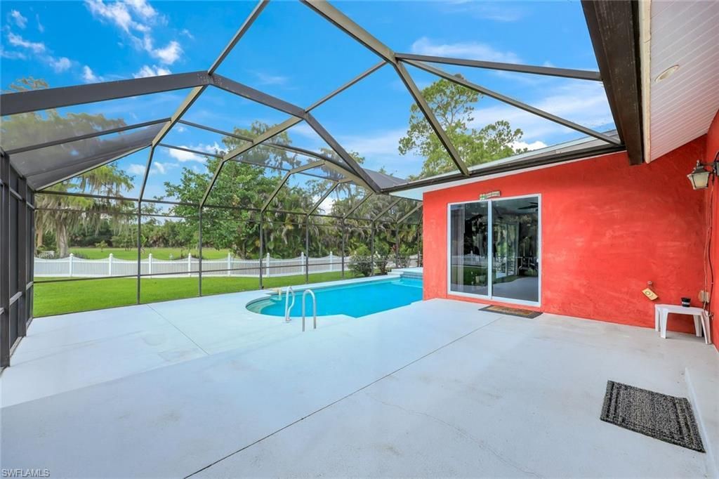 360 16th Ave Nw, Naples, FL 34120 Photo