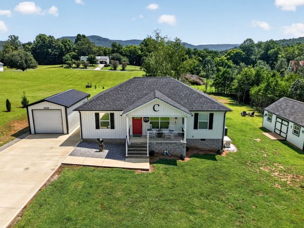 156 Hidden River Ave , Sparta, TN 38583
