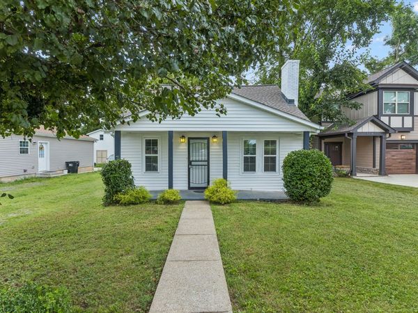 527 E Castle St , Murfreesboro, TN 37130