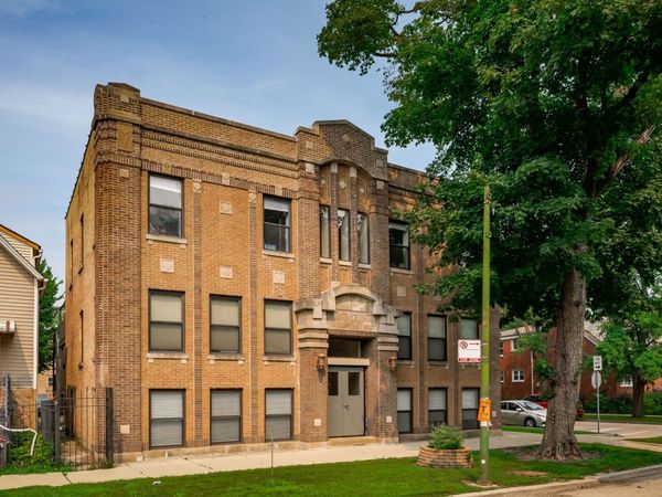 1856 N Sawyer Avenue , Unit 303, Chicago, IL 60647