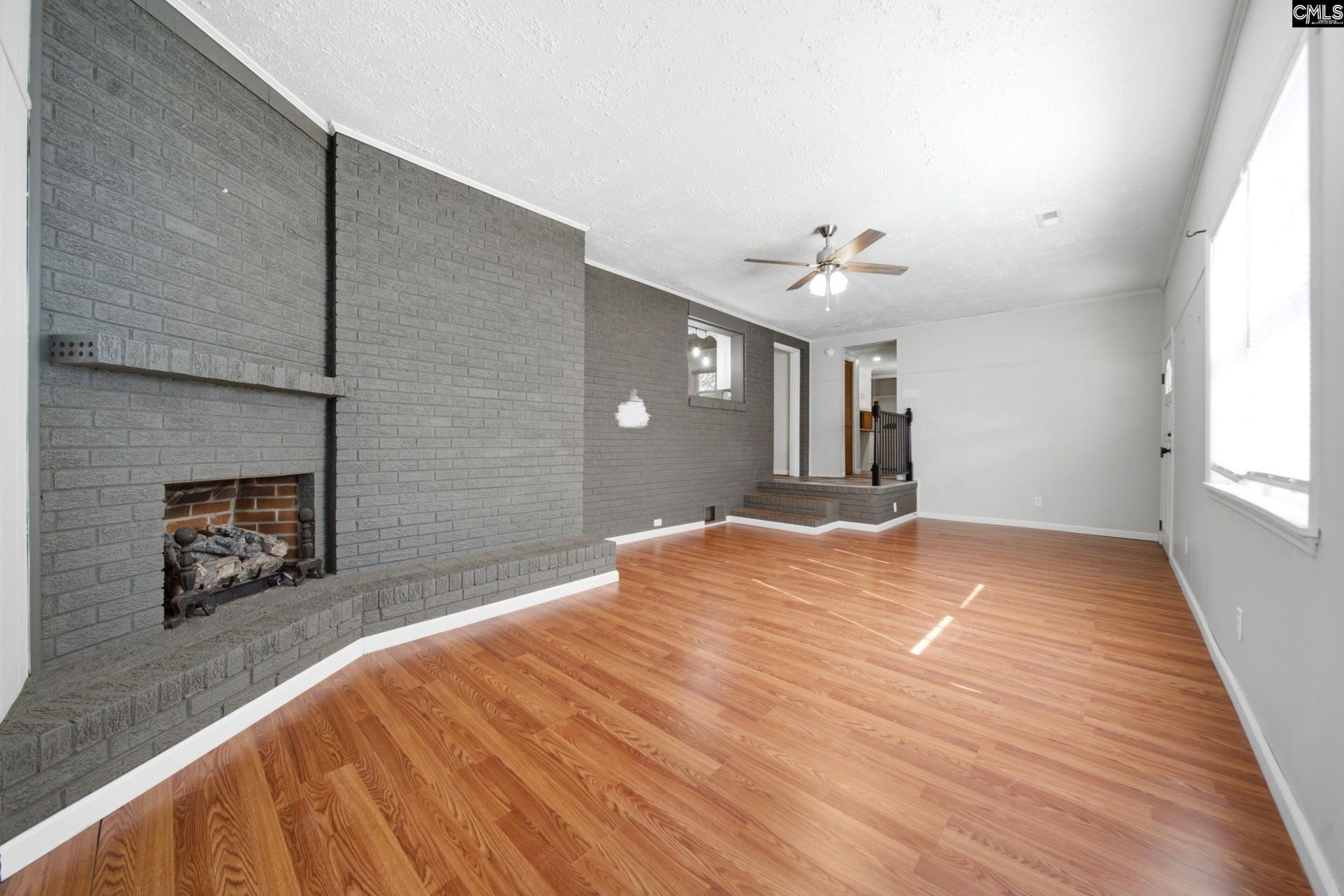 215 Summerland Avenue Photo 18