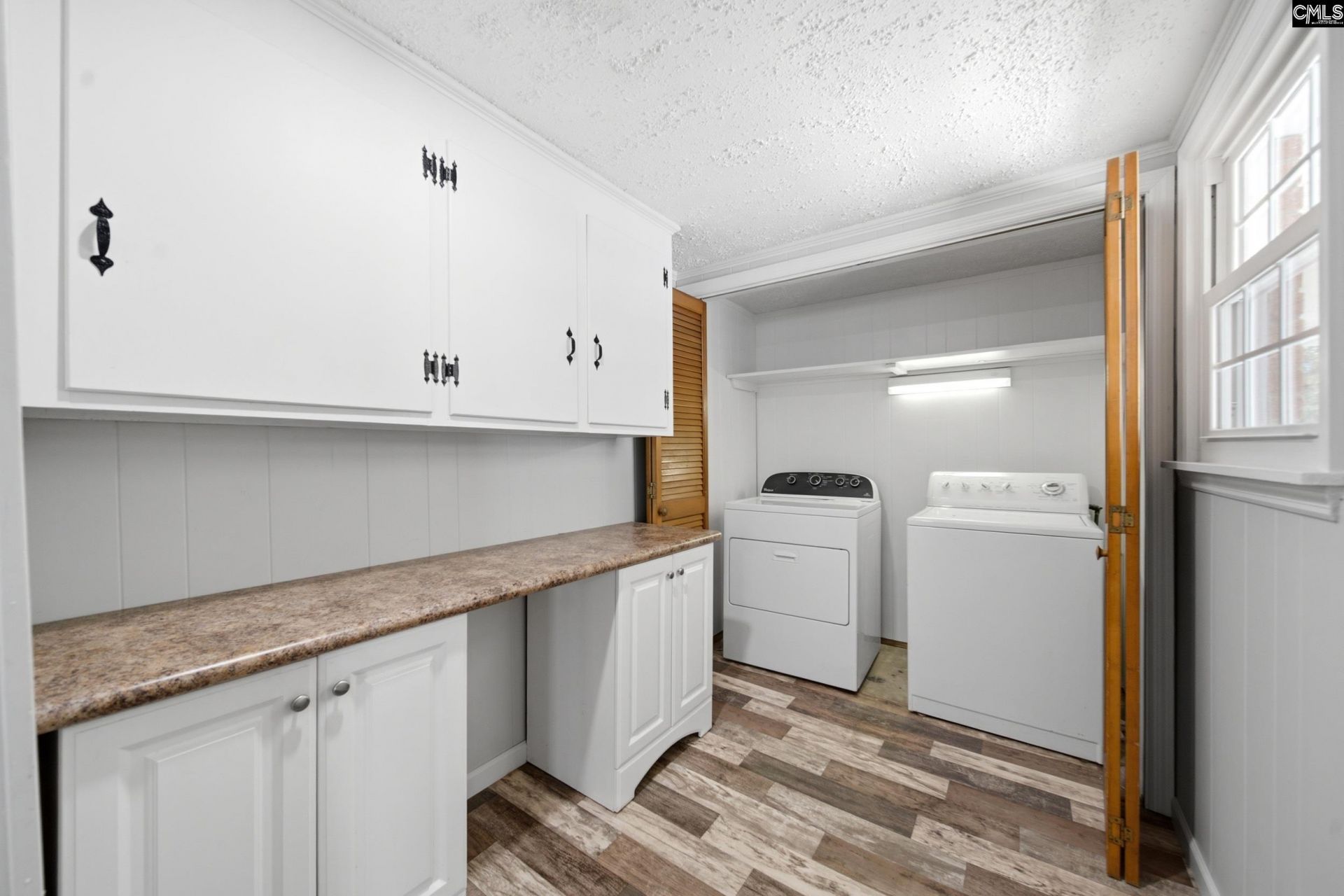 215 Summerland Avenue Photo 22