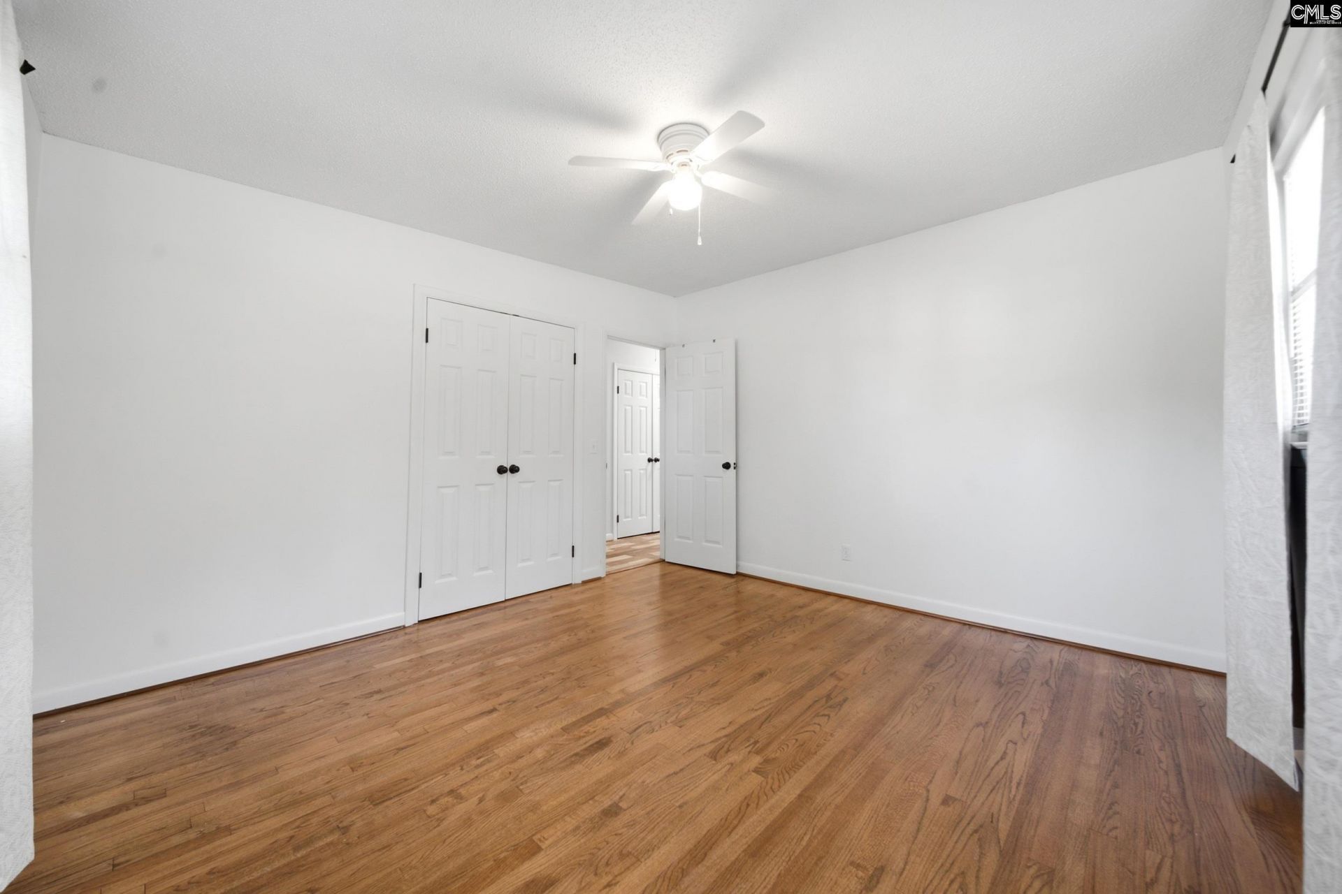 215 Summerland Avenue Photo 31