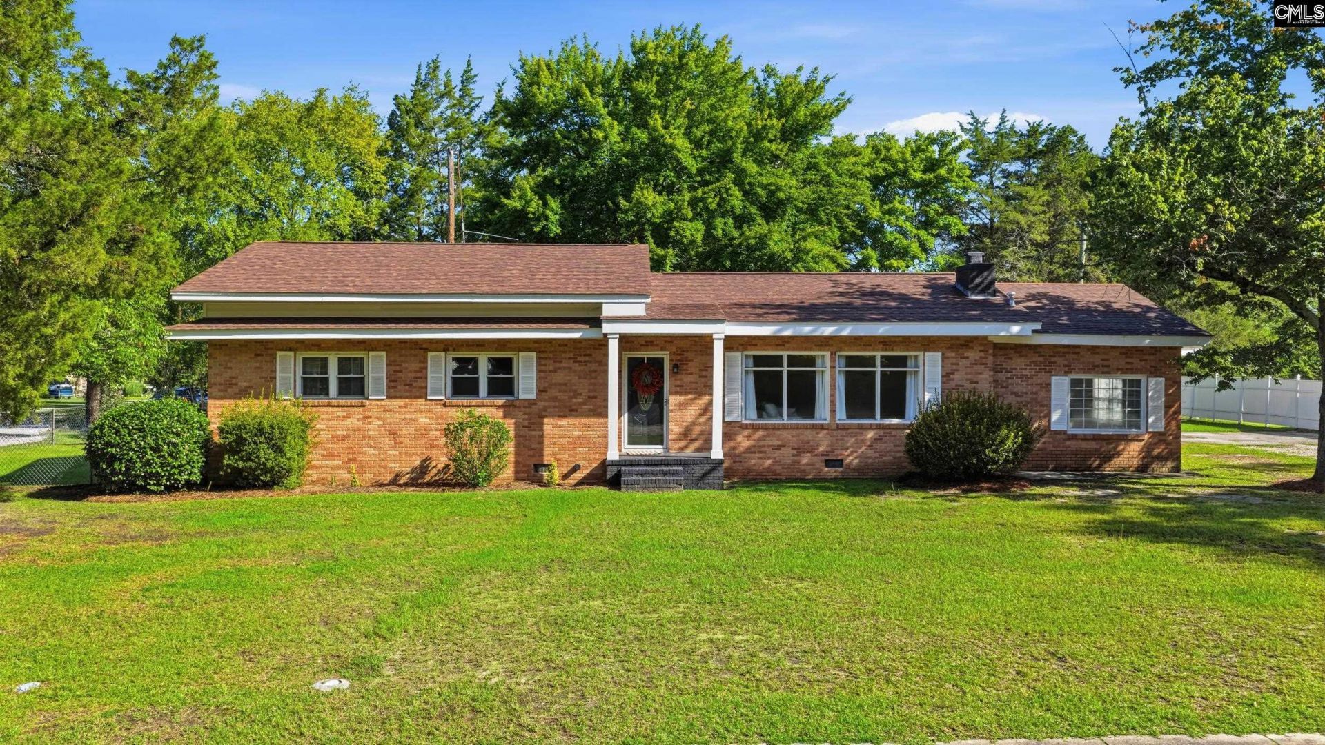 215 Summerland Avenue Photo 42
