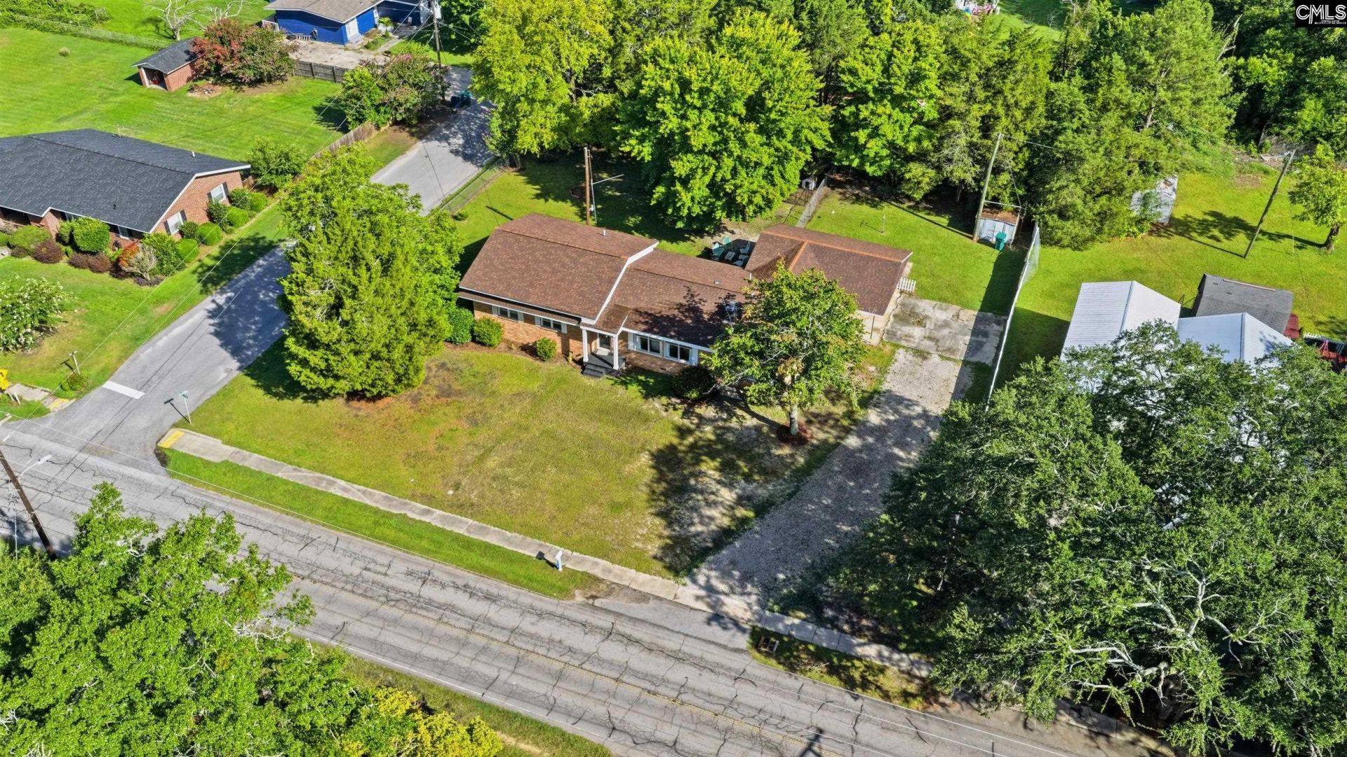 215 Summerland Avenue Photo 45