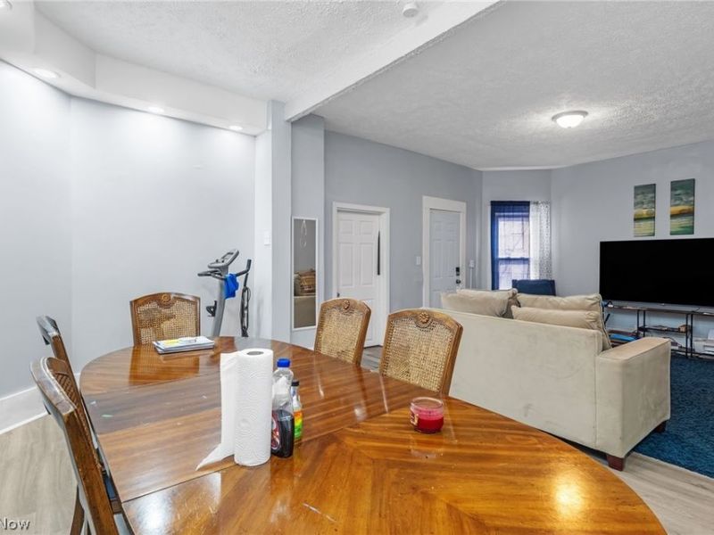 3318 W 30th Street, Cleveland, OH 44109 Photo 11
