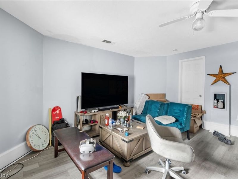 3318 W 30th Street, Cleveland, OH 44109 Photo 4