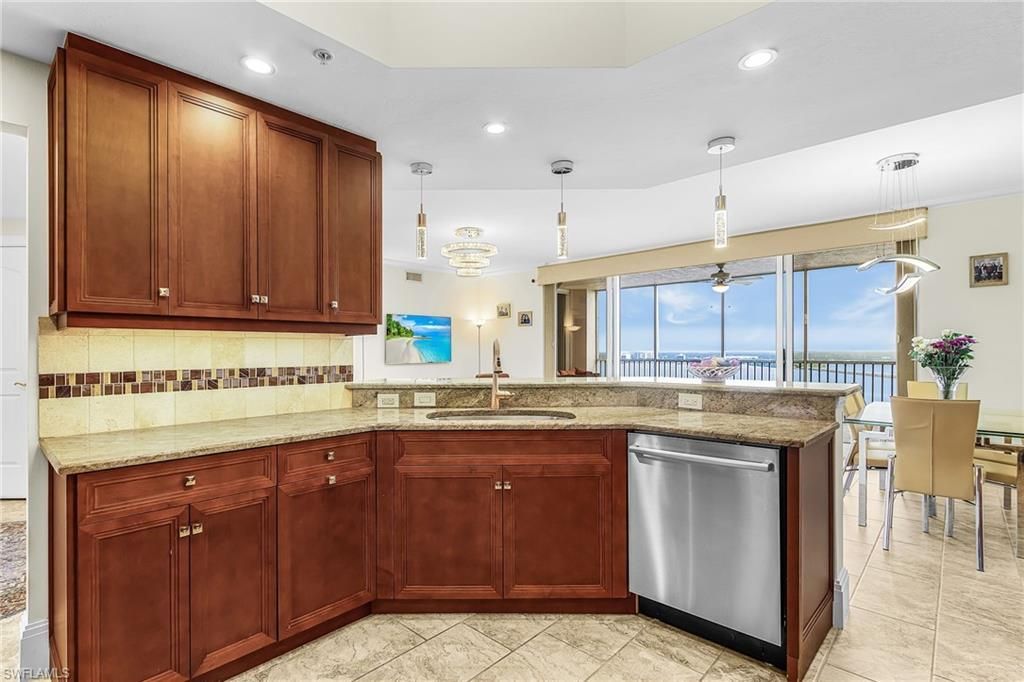 2104 W First St , Unit 1802, Fort Myers, FL 33901 Photo