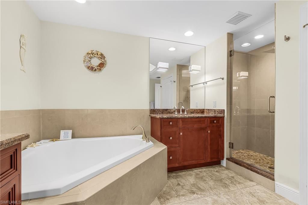 2104 W First St , Unit 1802, Fort Myers, FL 33901 Photo