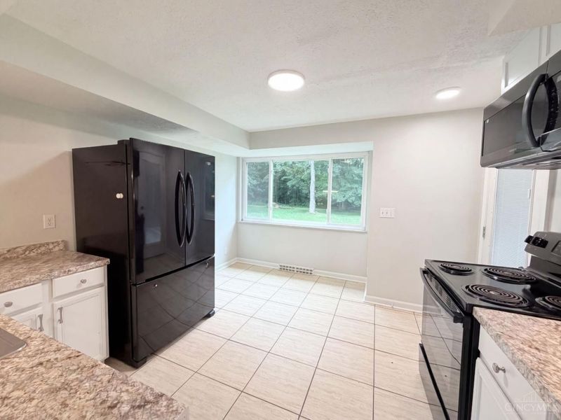 4481 Forest Trail, Union Township, OH 45244 Photo 8