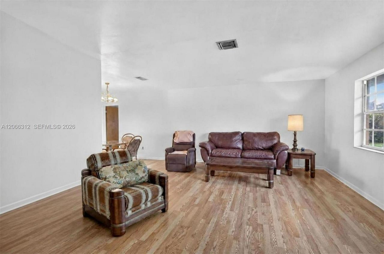 4401 SW 143rd Ave, Miramar, FL 33027 Photo