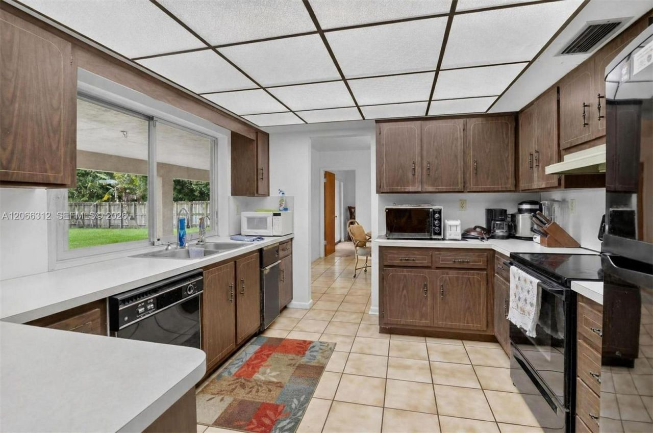 4401 SW 143rd Ave, Miramar, FL 33027 Photo