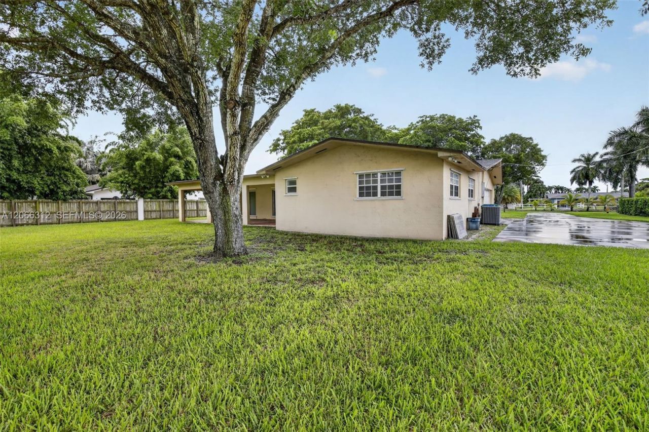 4401 SW 143rd Ave, Miramar, FL 33027 Photo