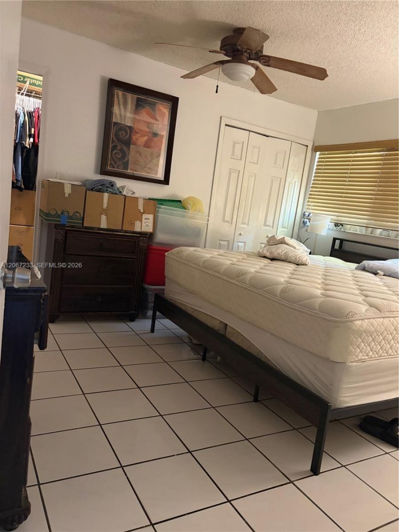 8851 NW 119 St , Unit 5222, Hialeah Gardens, FL 33018 Photo