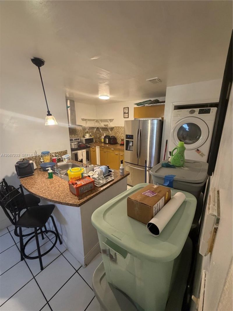 8851 NW 119 St , Unit 5222, Hialeah Gardens, FL 33018 Photo