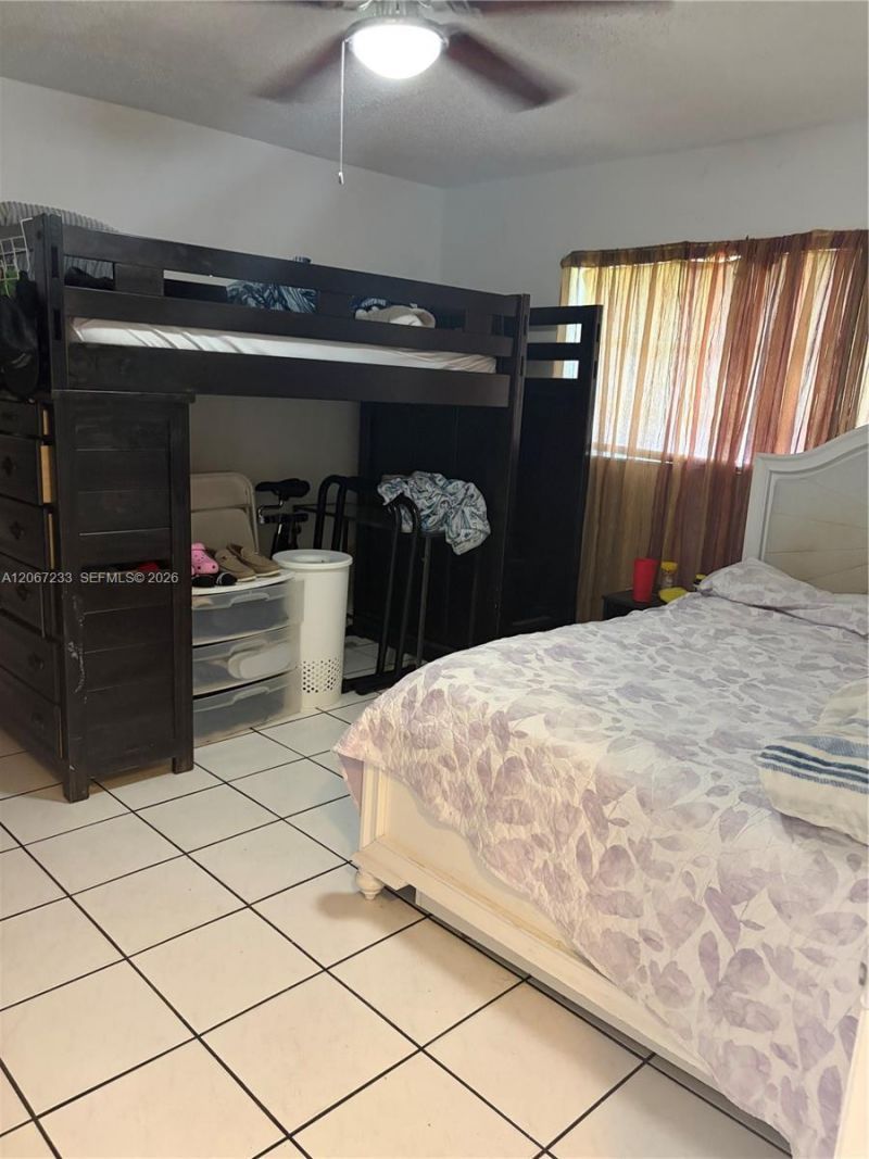 8851 NW 119 St , Unit 5222, Hialeah Gardens, FL 33018 Photo