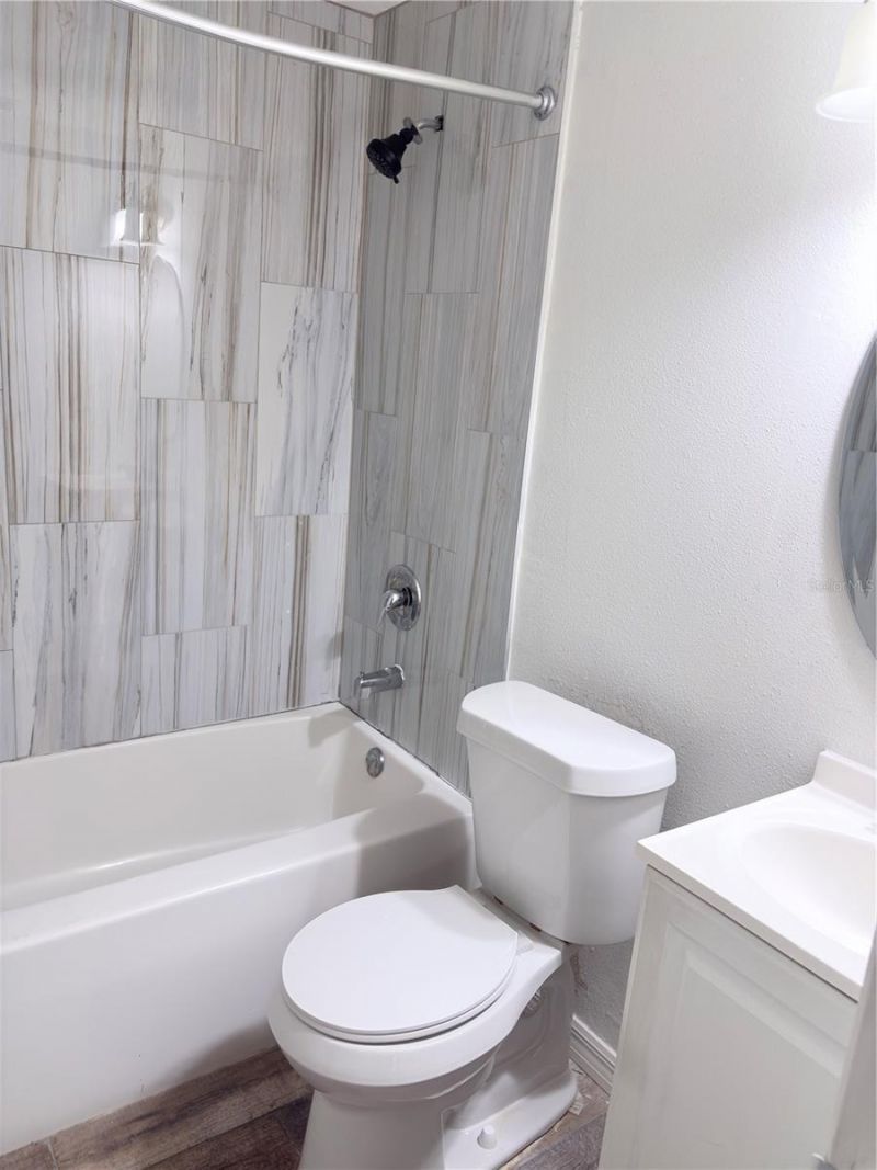 5617 6th Street Court E, Unit A & B, Bradenton, FL 34203 Photo
