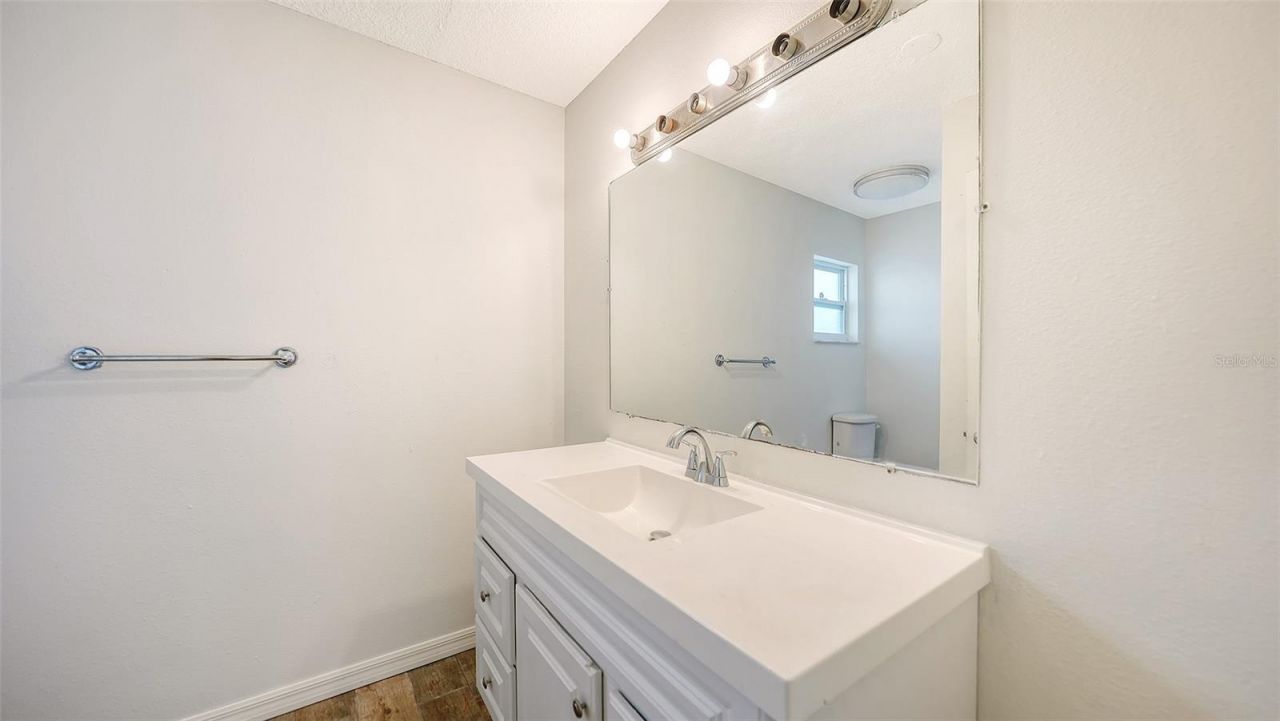 5617 6th Street Court E, Unit A & B, Bradenton, FL 34203 Photo