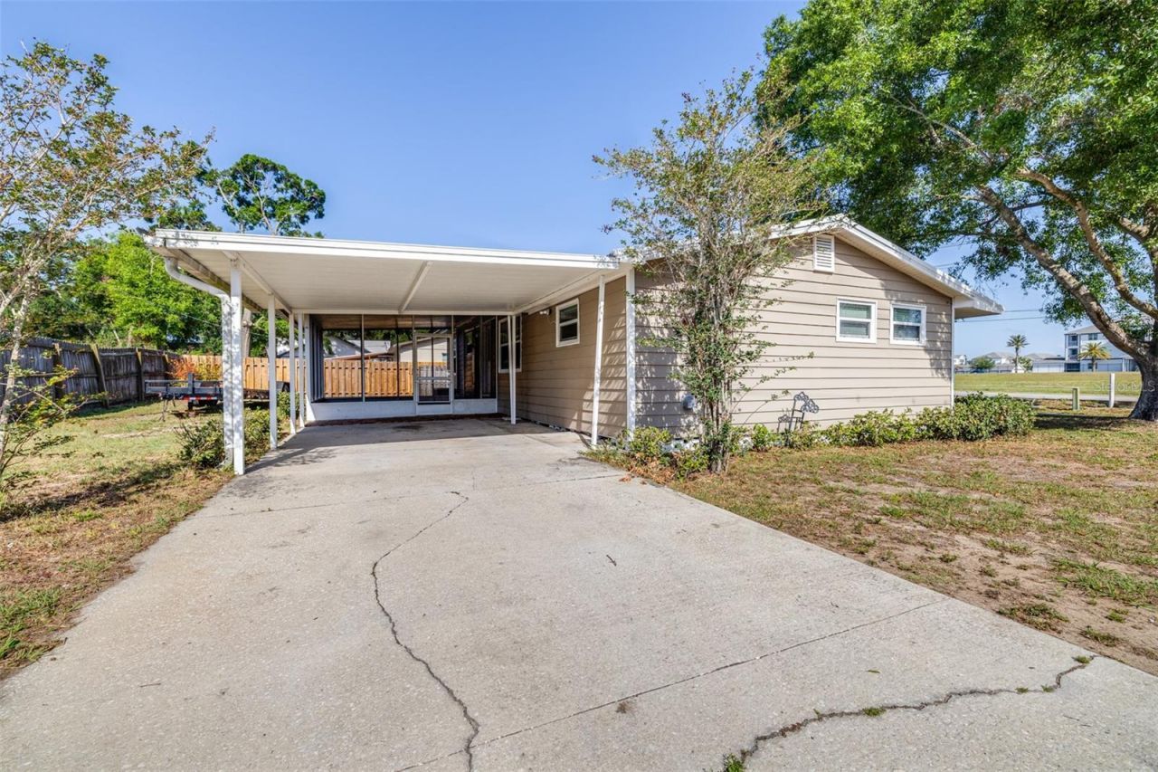 3935 Clubhouse Road , Highland City, FL 33846 Photo