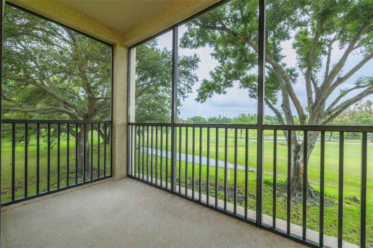 700 Starkey Road, Unit 323, Largo, FL 33771 Photo