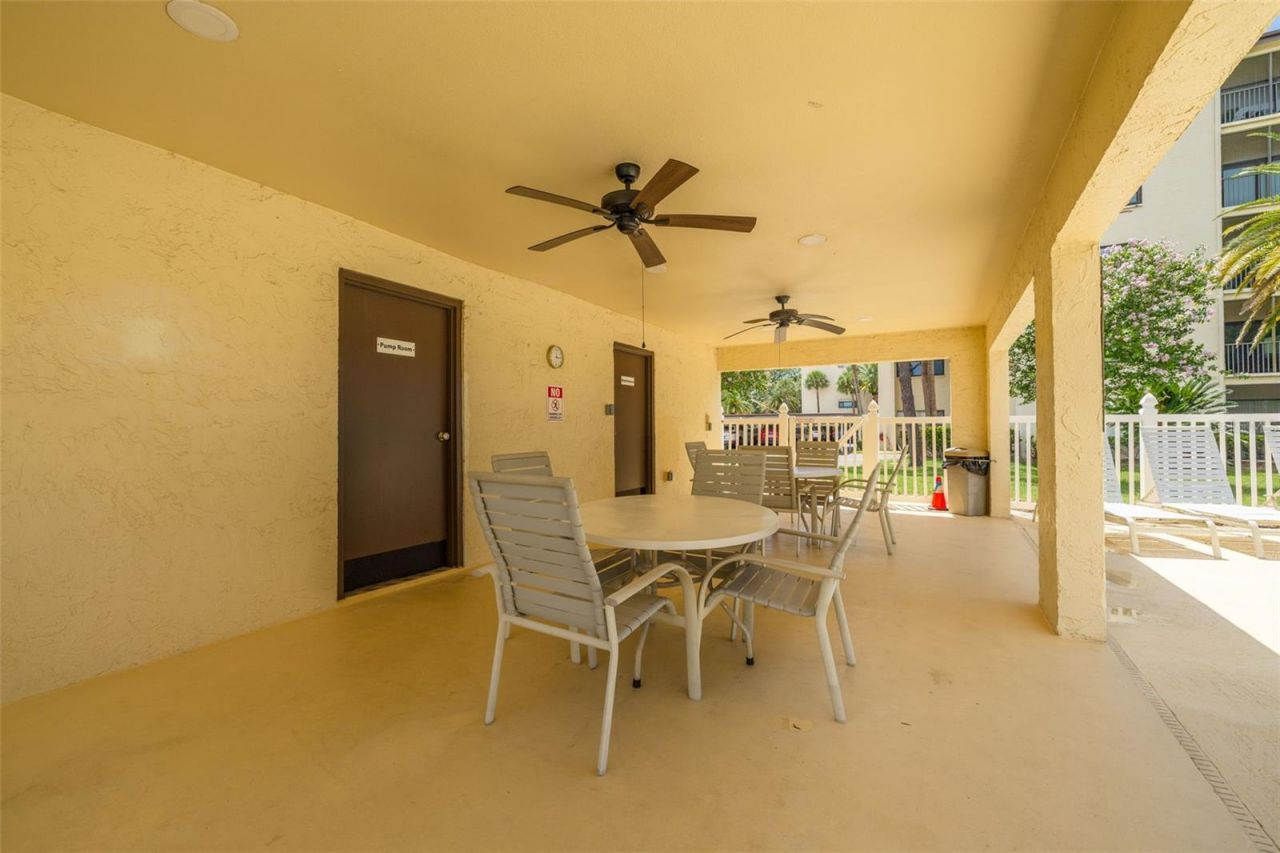 700 Starkey Road, Unit 323, Largo, FL 33771 Photo