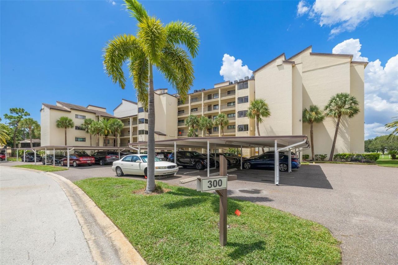700 Starkey Road, Unit 323, Largo, FL 33771 Photo