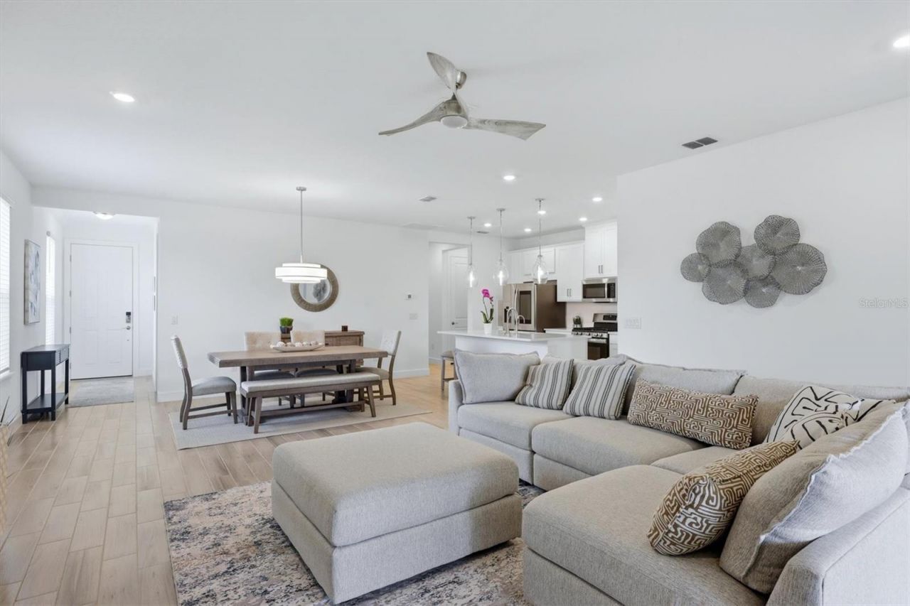 5229 Savino Circle, Palmetto, FL 34221 Photo