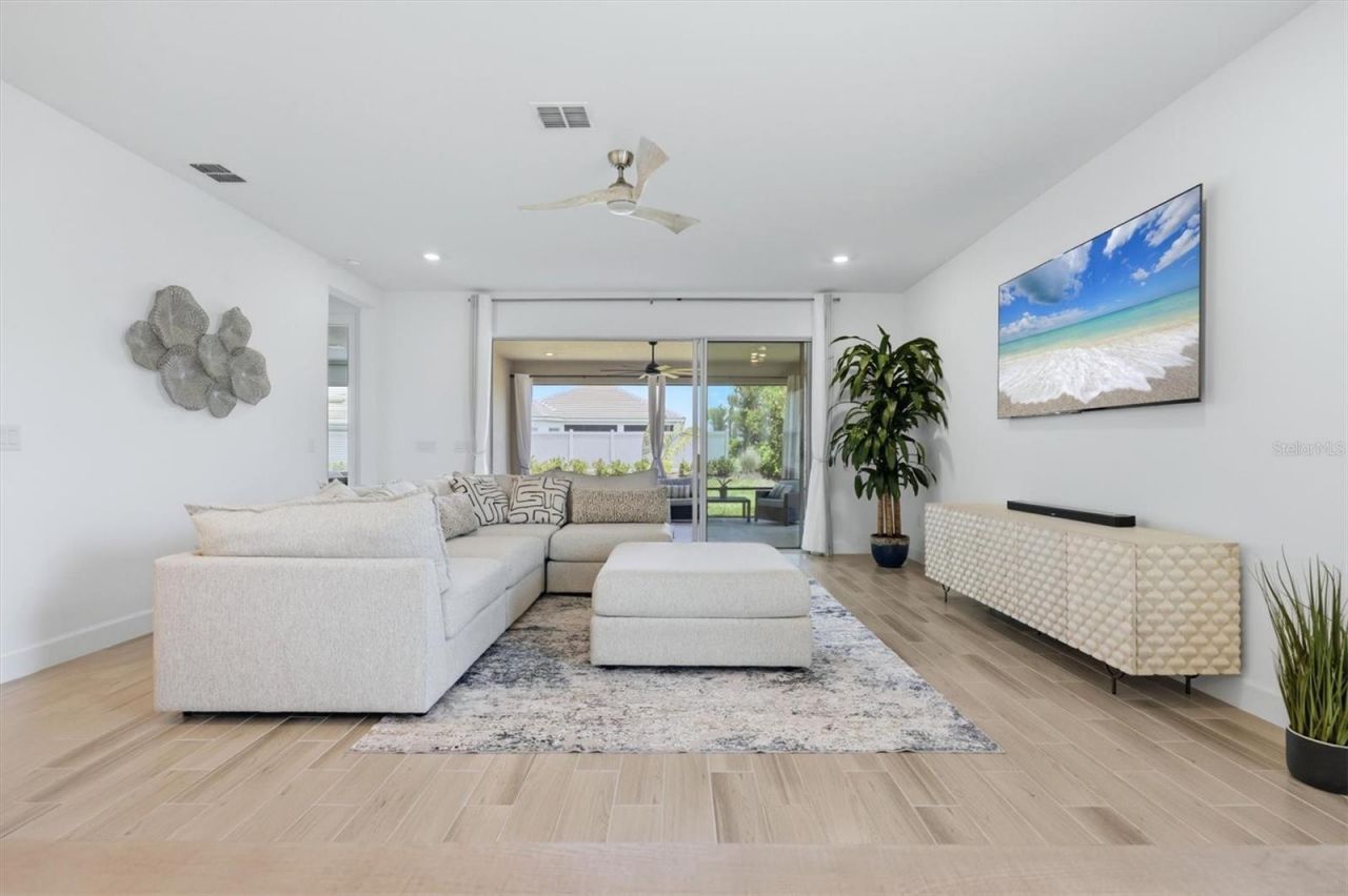 5229 Savino Circle, Palmetto, FL 34221 Photo