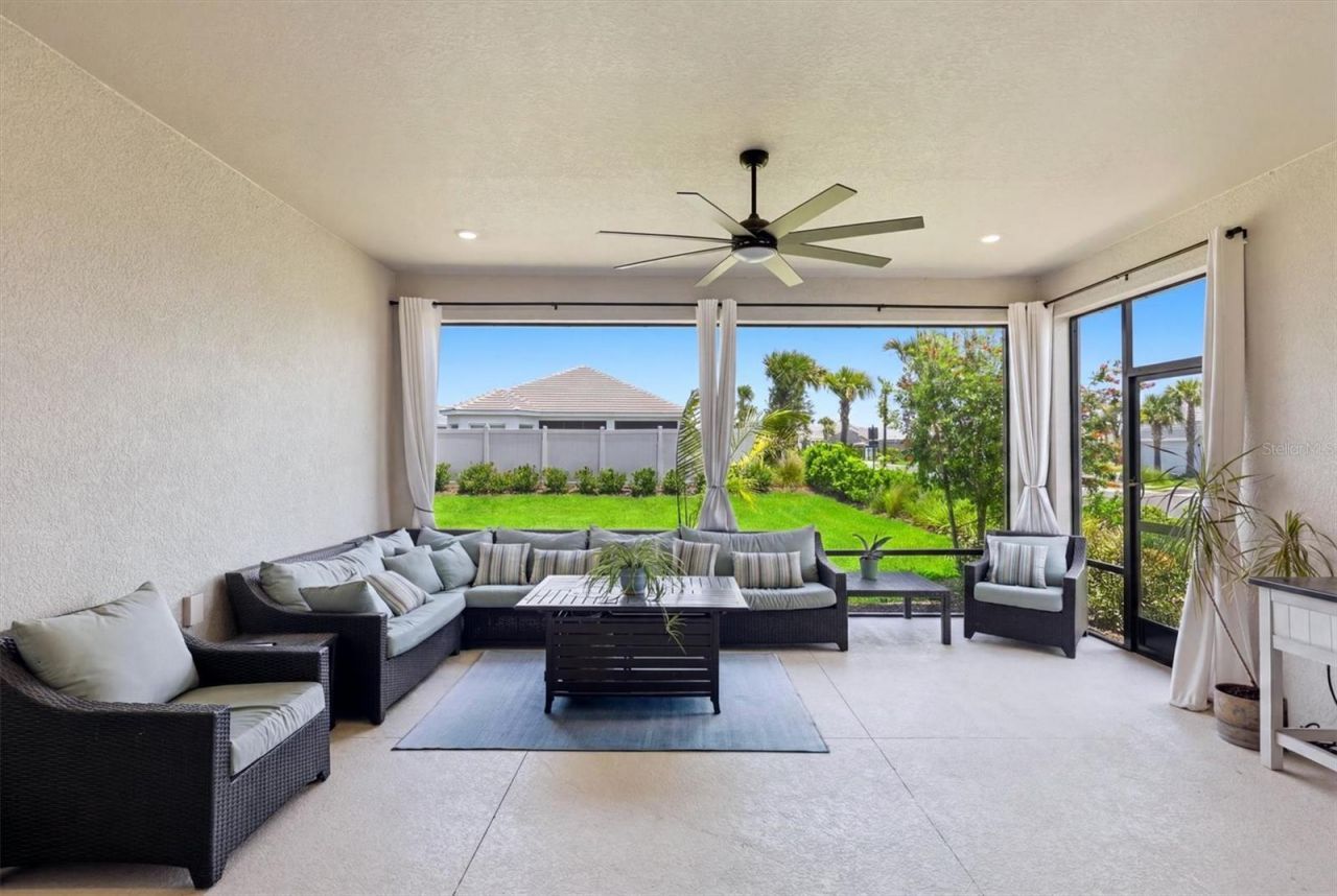 5229 Savino Circle, Palmetto, FL 34221 Photo