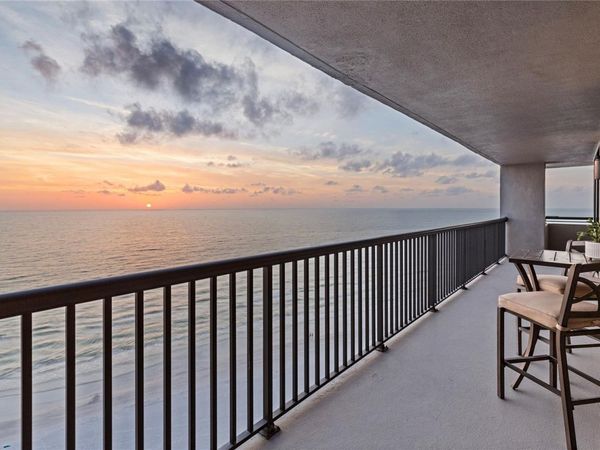 1660 GULF BOULEVARD, Unit PH1, CLEARWATER BEACH, FL 33767
