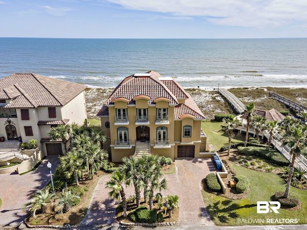 3237 Dolphin Dr, Gulf Shores, AL 36542