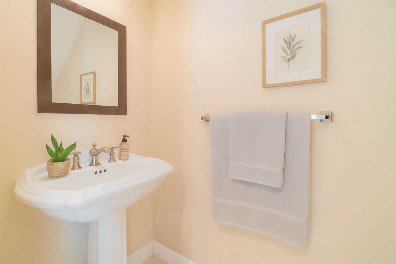 6410 N Dixie Highway, Boca Raton, FL 33487 Photo