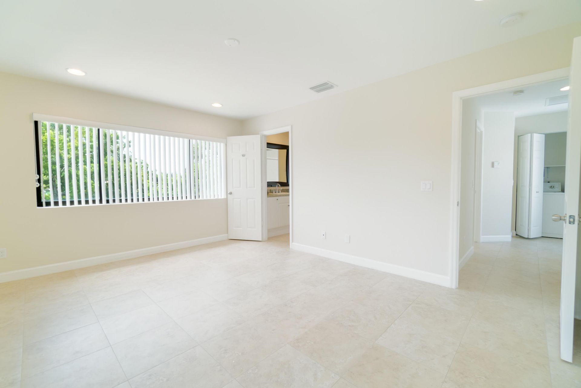 6410 N Dixie Highway, Boca Raton, FL 33487 Photo