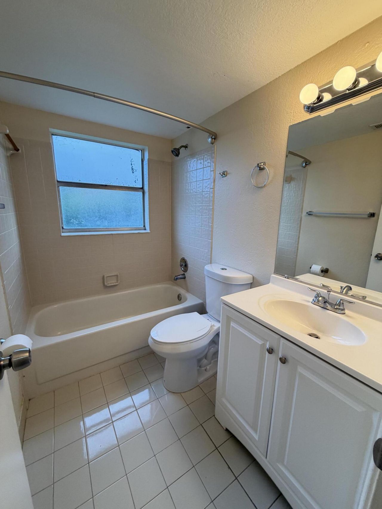 9980 Twin Lakes Drive, Unit 35-C, Coral Springs, FL 33071 Photo