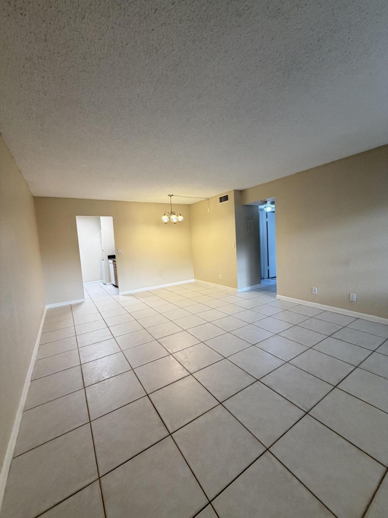 9980 Twin Lakes Drive, Unit 35-C, Coral Springs, FL 33071 Photo