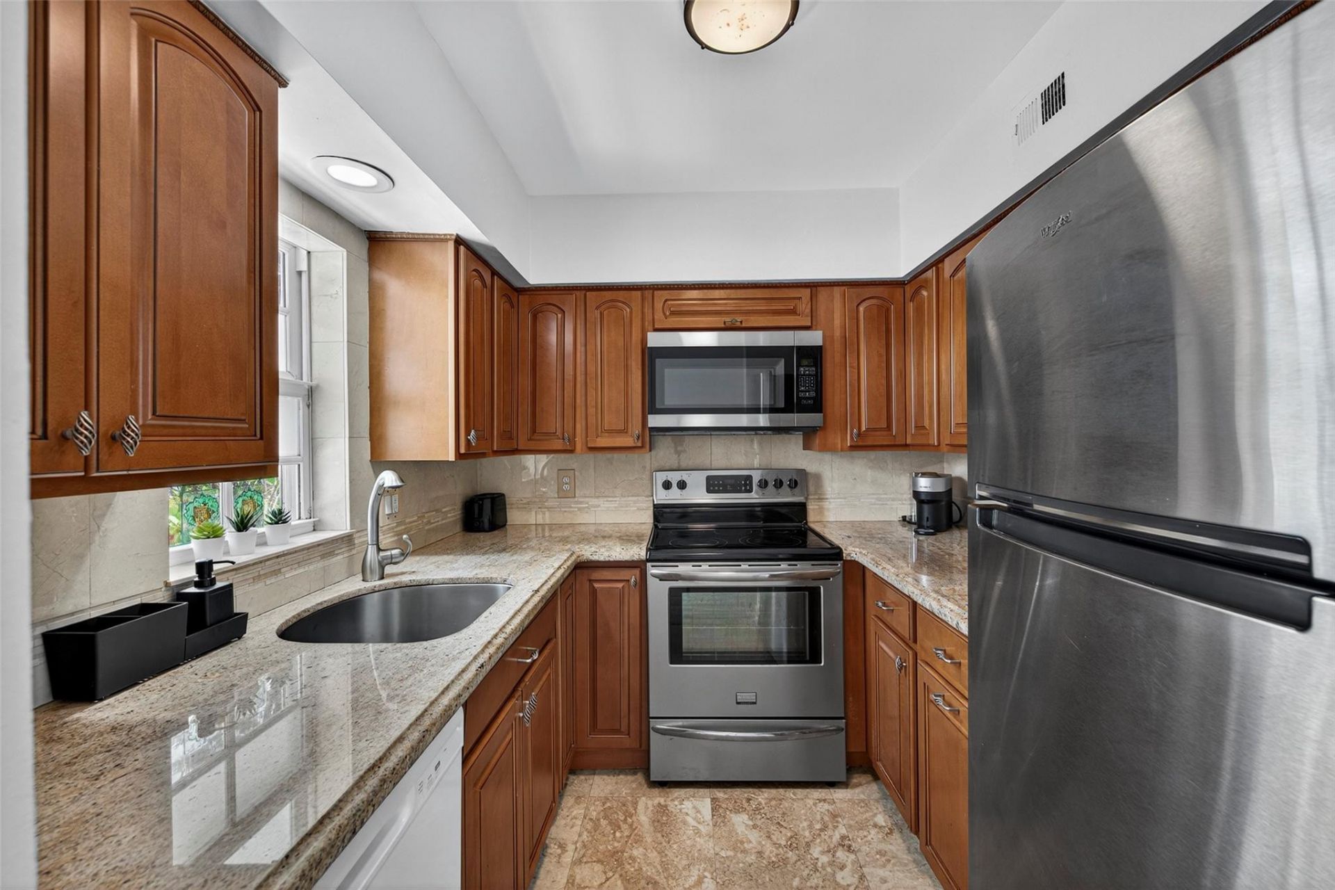 2708 NE 14th Street Causeway, Unit 2, Pompano Beach, FL 33062 Photo